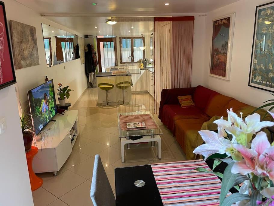 Chezadrienparis - De 90m2 En Souplex * París
