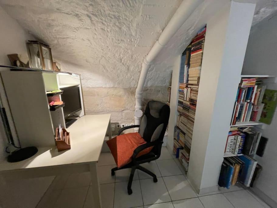 Chezadrienparis - De 90m2 En Souplex * París